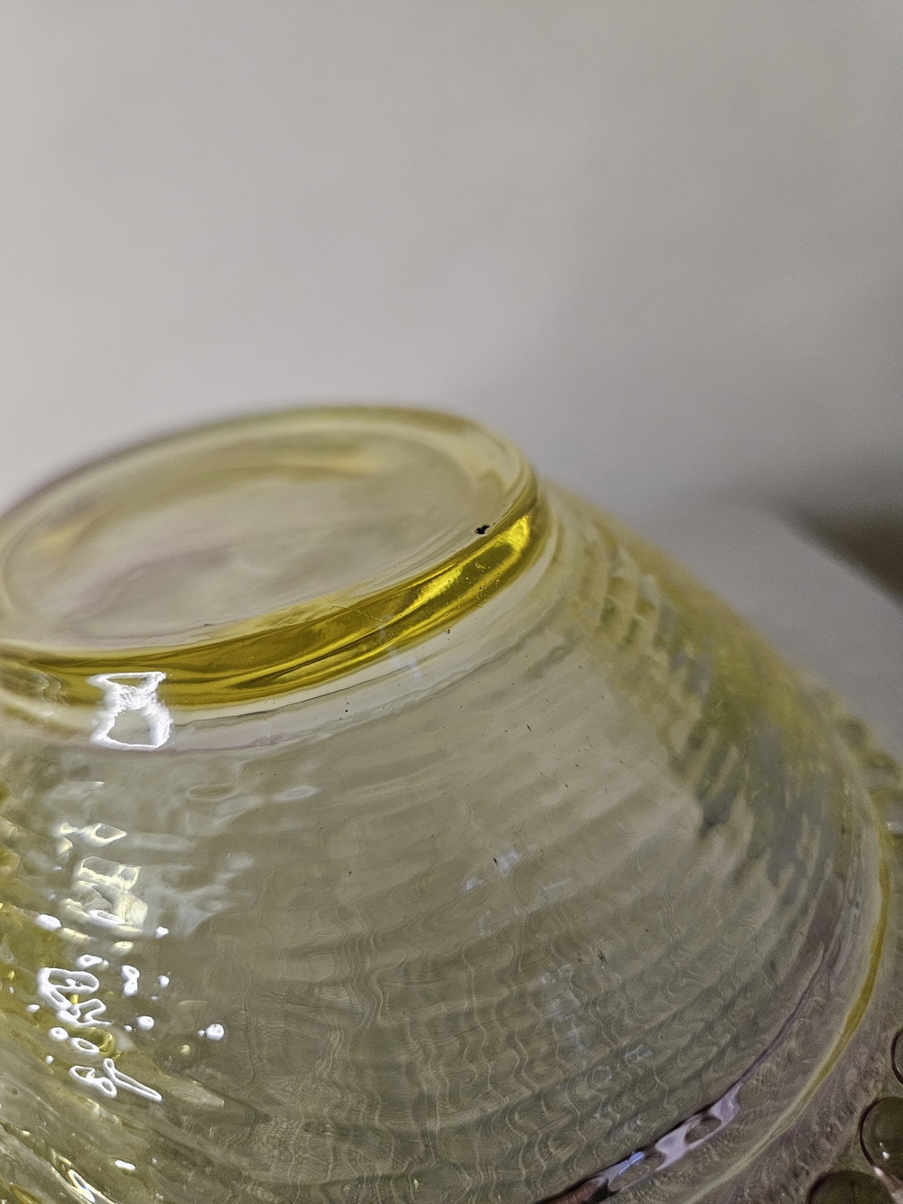 Hen On Nest Glass Dish - Picture 10 of 11